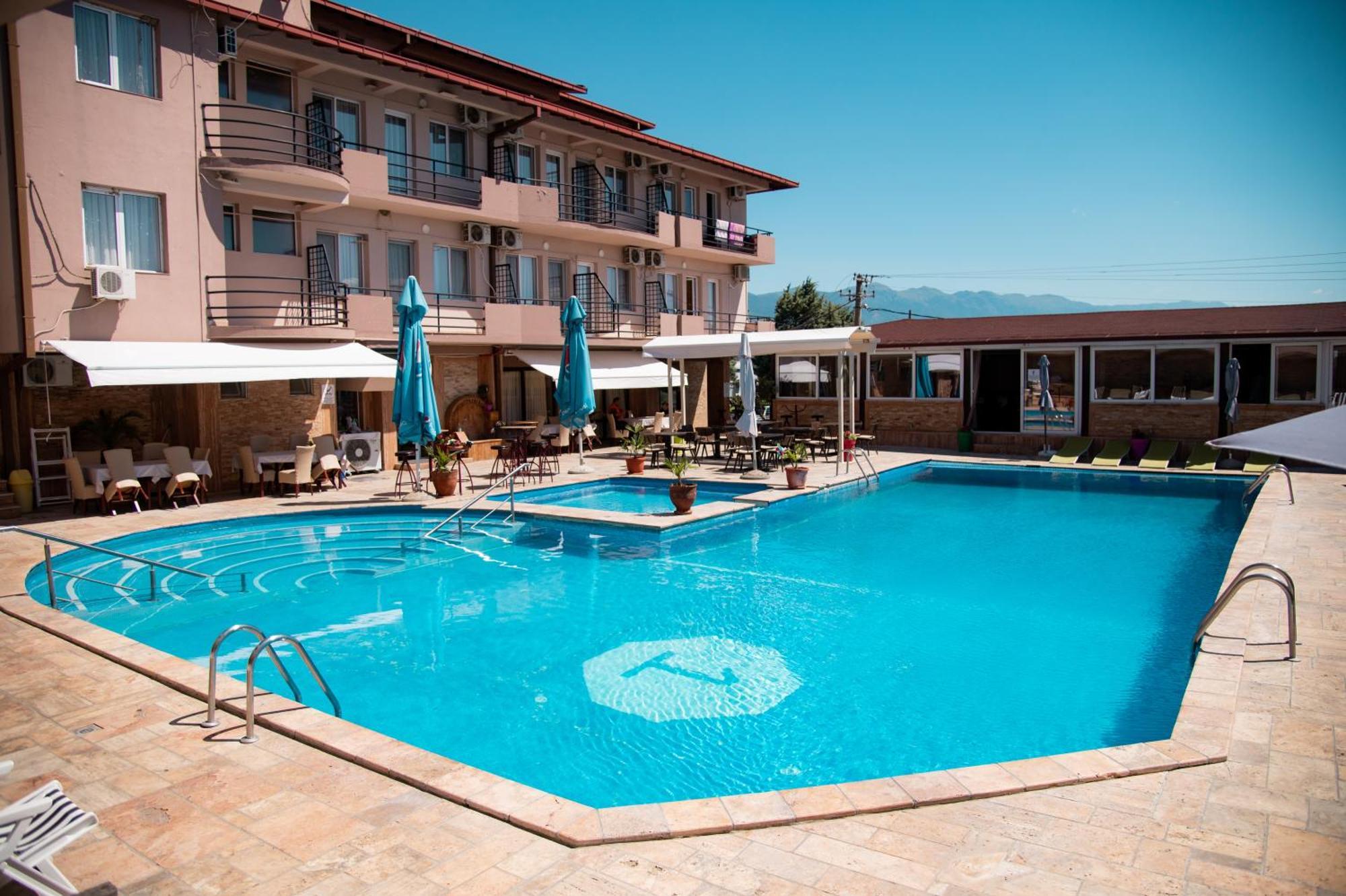 Hotel Istatov نوف دوغران المظهر الخارجي الصورة