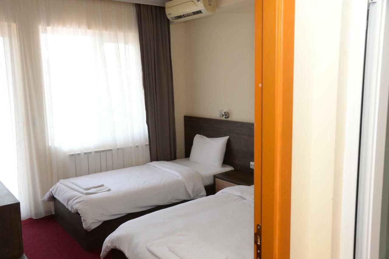 Hotel Istatov نوف دوغران المظهر الخارجي الصورة