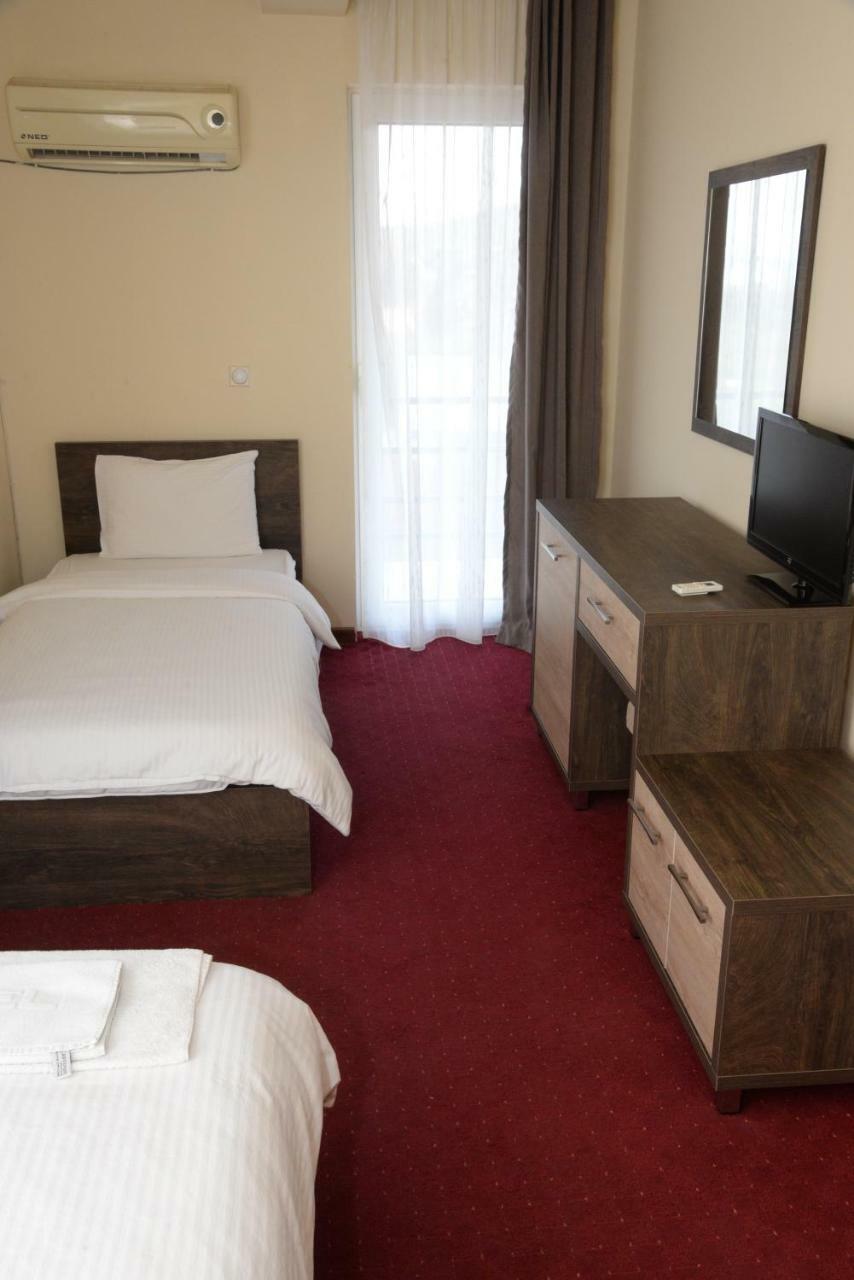 Hotel Istatov نوف دوغران المظهر الخارجي الصورة